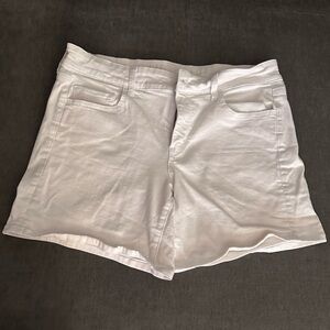 American eagle white Jean shorts
